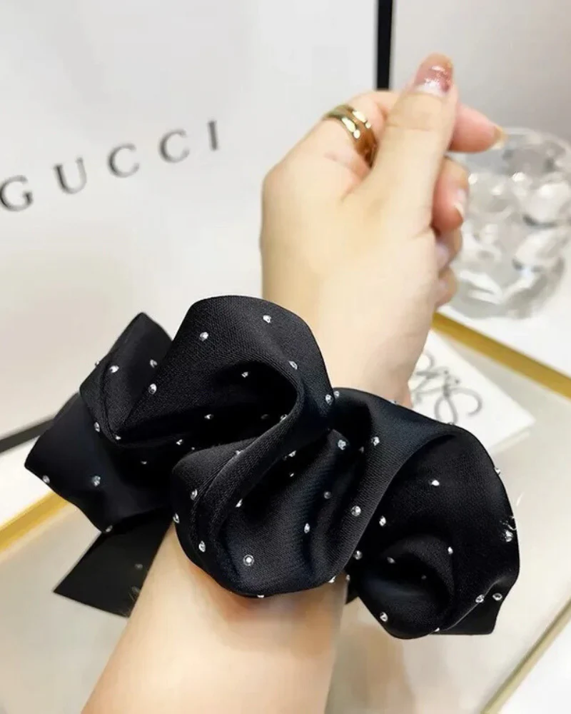 Frotka do włosów scrunchie z połyskującymi drobinkami - Image 5