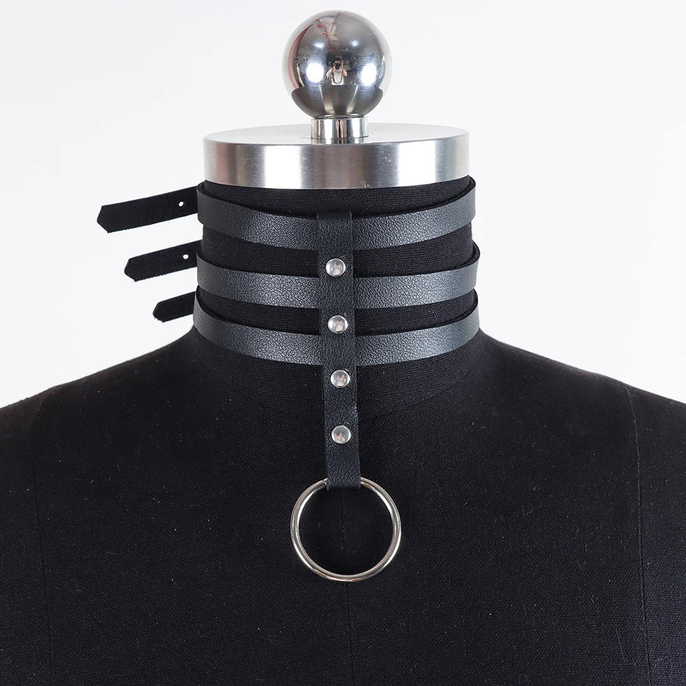Choker w motywie harnessu z regulowanymi paskami - Image 3