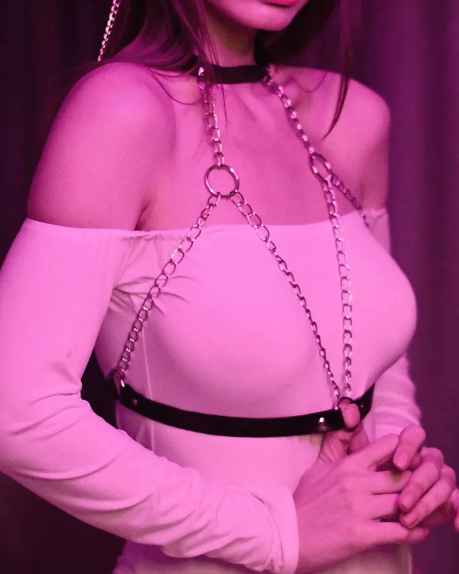 Harness z łańcuszkami - Image 5