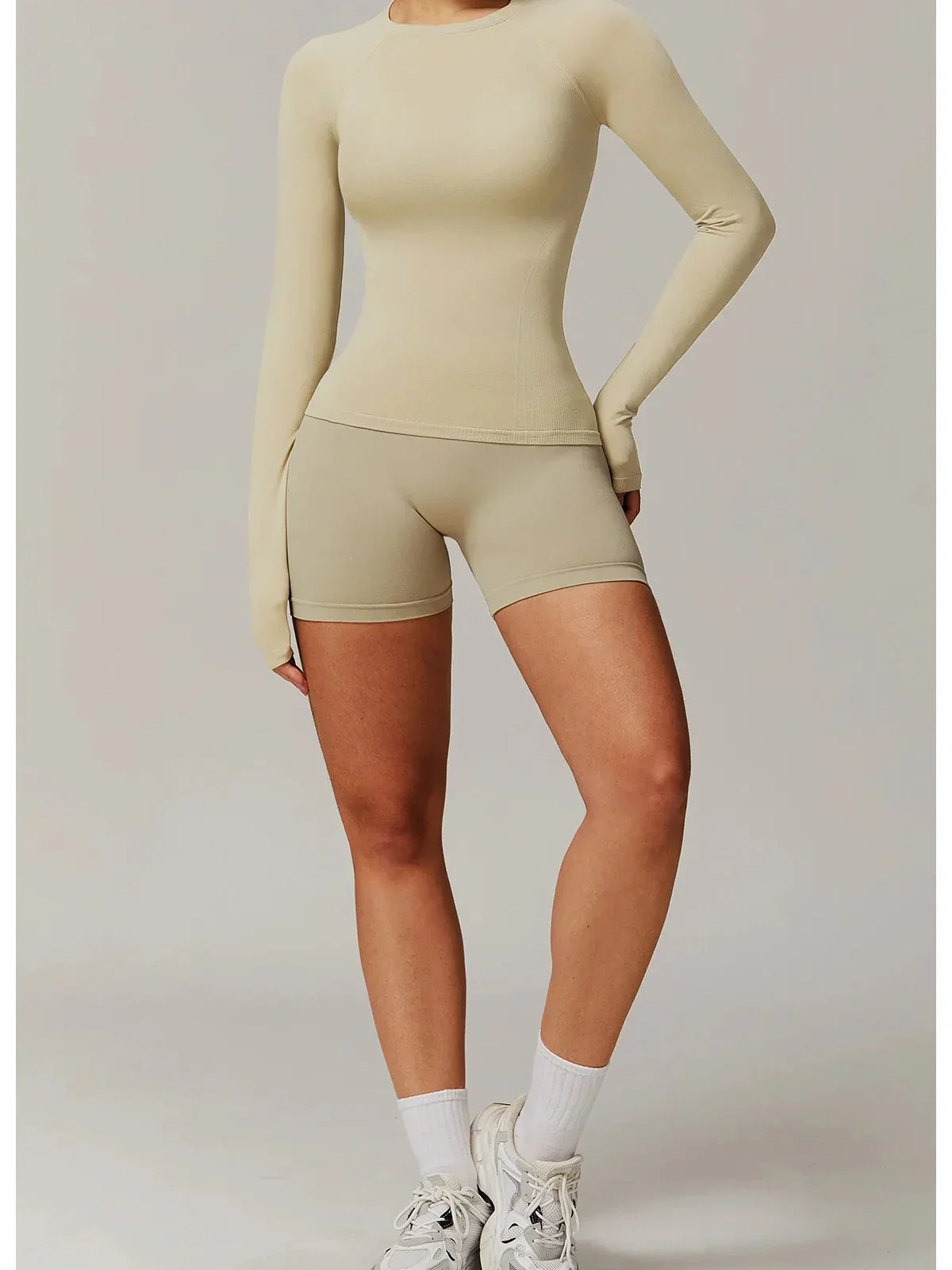 Top sportowy - Image 17