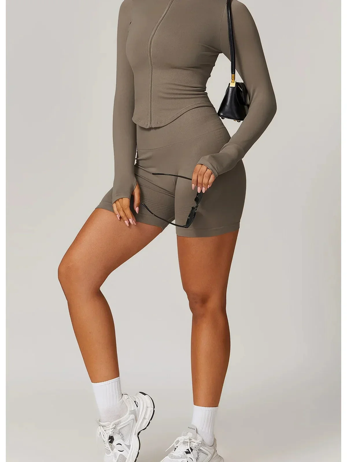 Bluza sportowa - Image 11