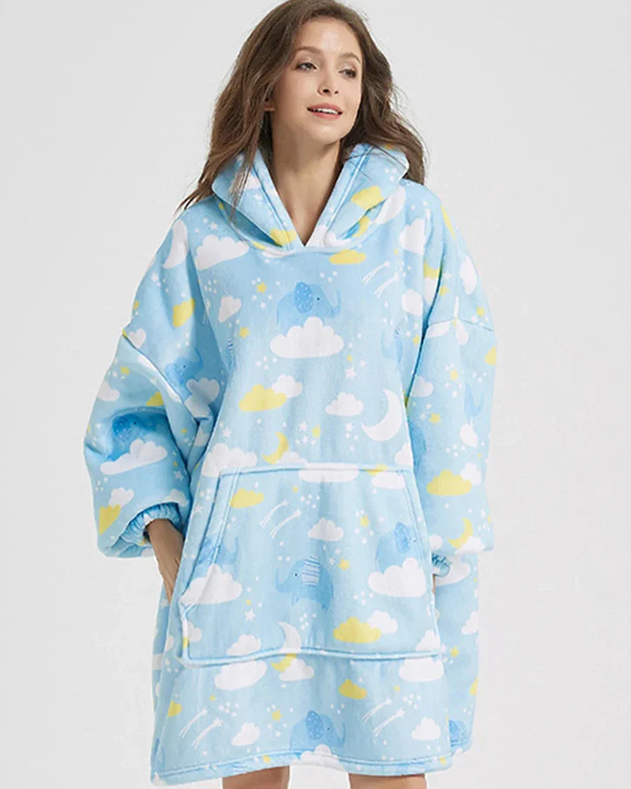 Puchata kocobluza oversize z kapturem i kieszonką - Image 4