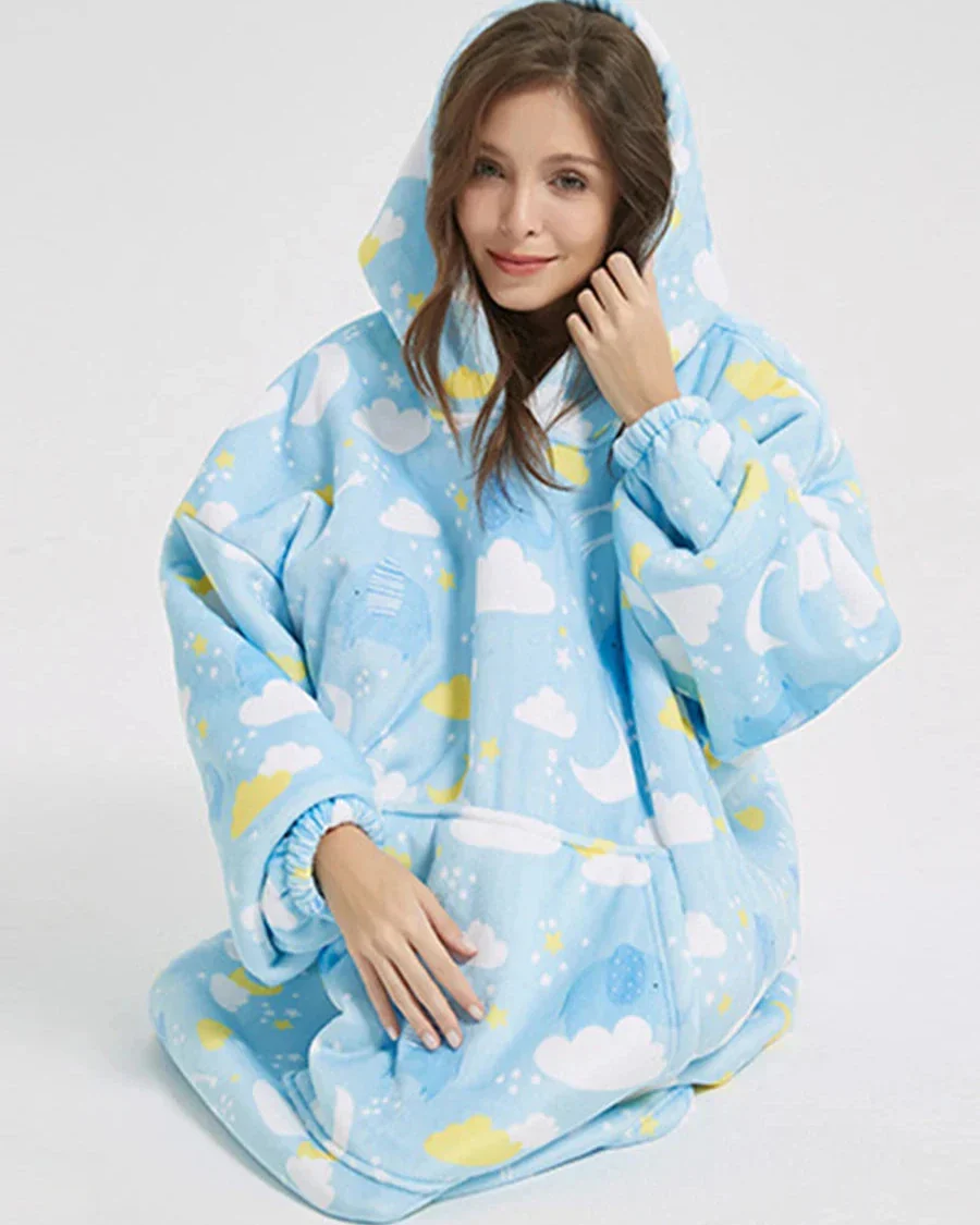Puchata kocobluza oversize z kapturem i kieszonką - Image 6