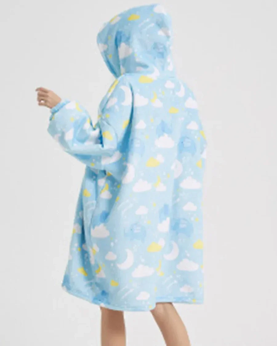 Puchata kocobluza oversize z kapturem i kieszonką - Image 7