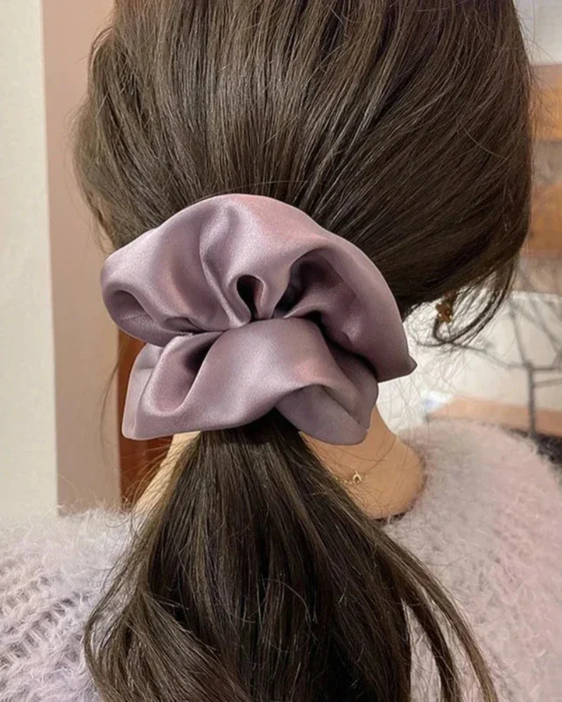 Satynowa frotka do włosów scrunchie - Image 9